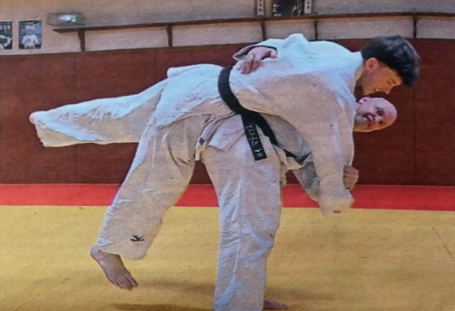 Remise des grades et des récompenses : une nouvelle ceinture noire à Etretat !